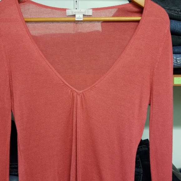Caslon light v neck sweater - Picture 3 of 6